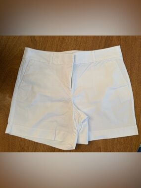 Ann Taylor Factory White Women's 6 inch Shorts